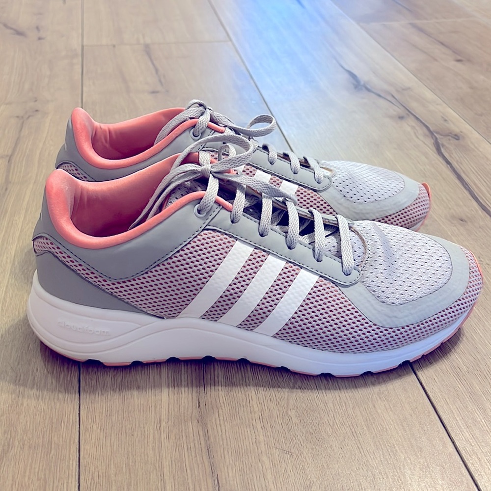 Adidas Sneakers Women’s size 9 US Cloudfoam - Picture 3 of 11